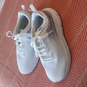 RBX Certi-GR sporty athletic shoes, size 8, NWT